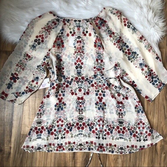 •SOLD• Jessica Simpson Maternity Hanky Hem Blouse - Picture 7 of 8